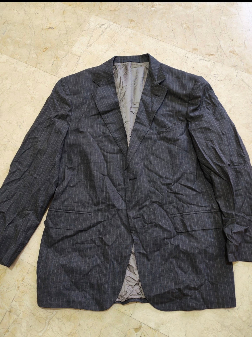 Suitsupply superfine pure wool chalk stripes charcoal 2 button suit 44R