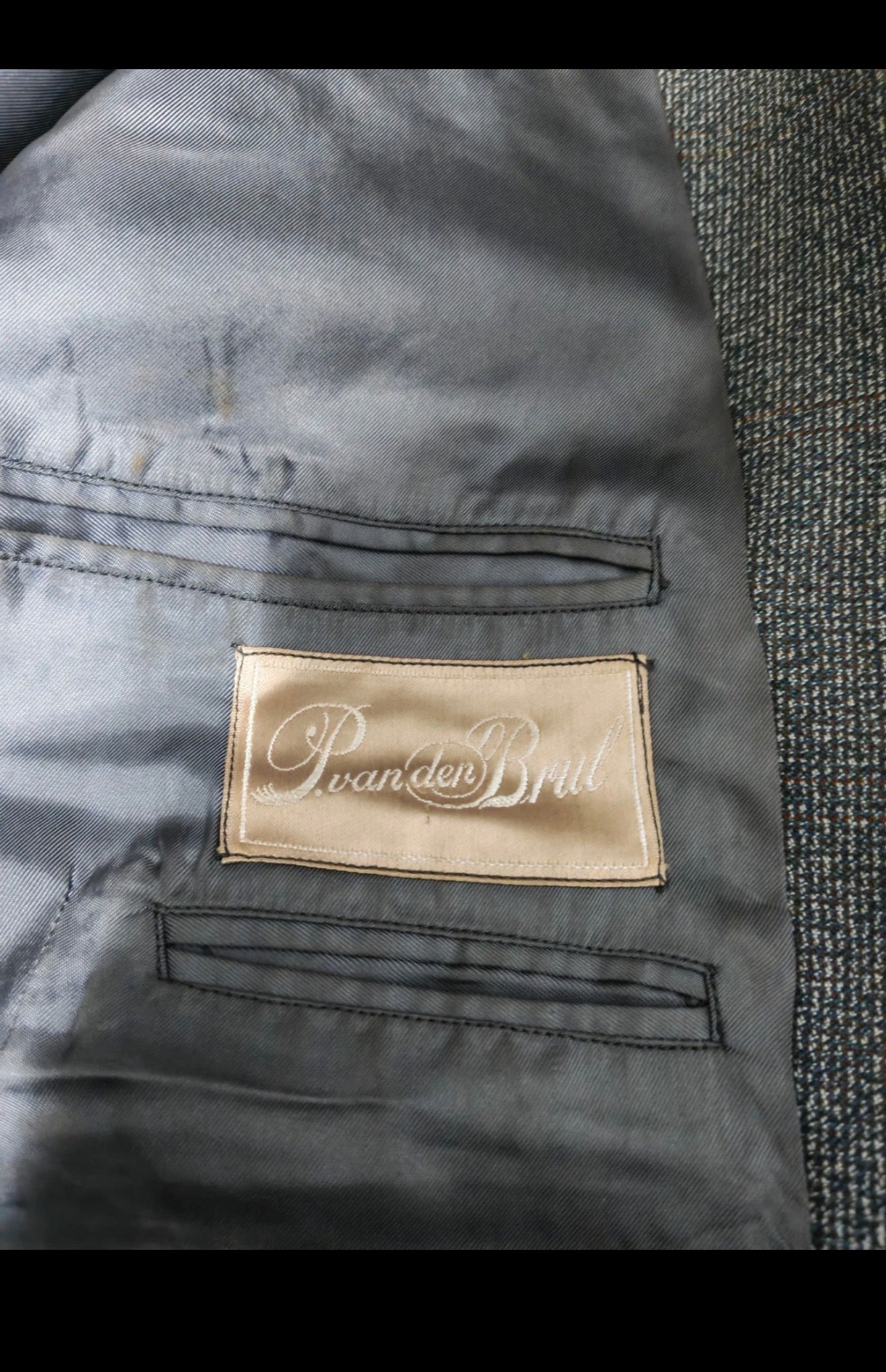1950s Vintage all worsted wool double breasted gangster windowpane suit 40R