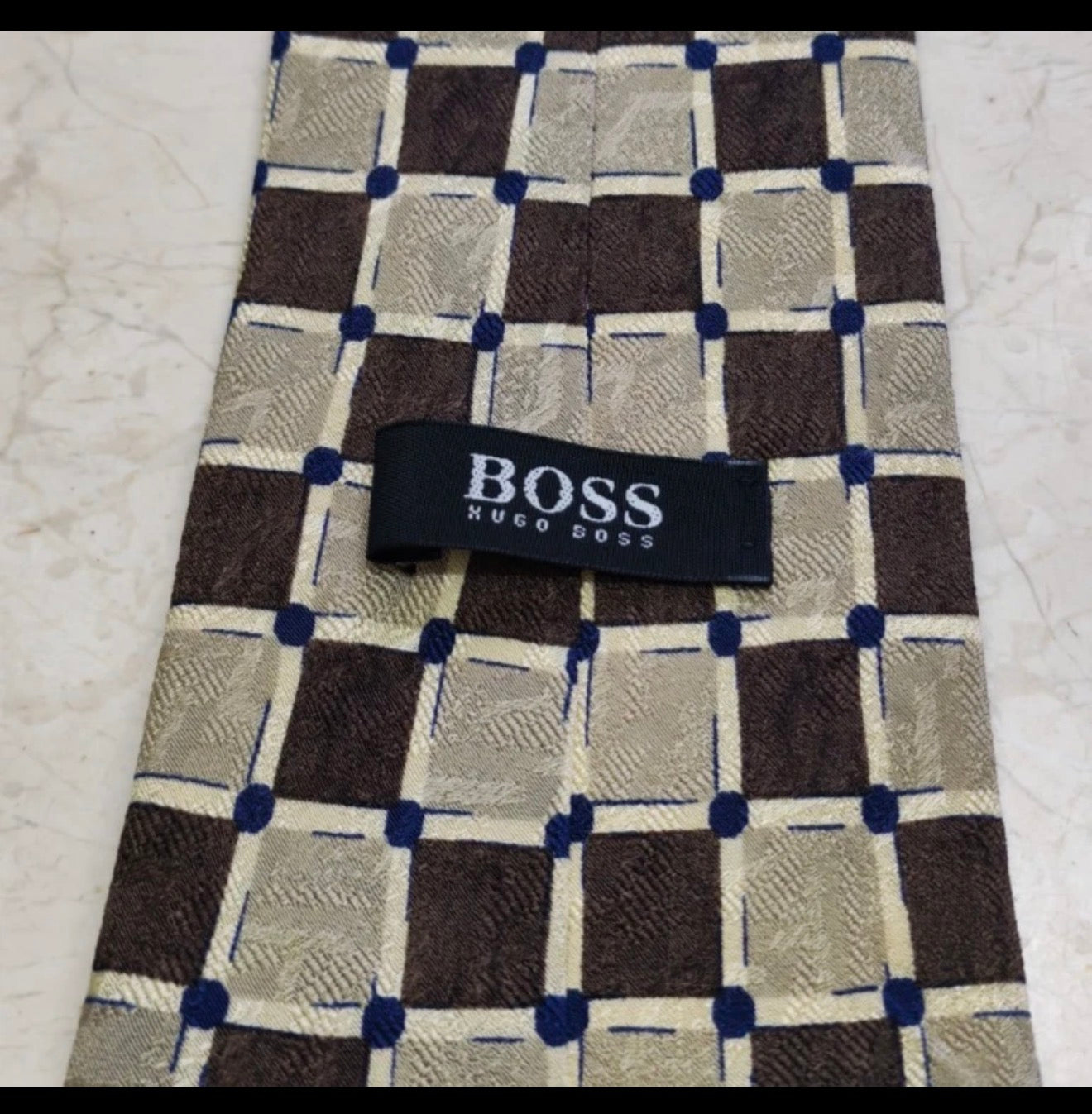 Vintage Hugo Boss classic 100% all silk Retro luxury brown windowpane neck tie