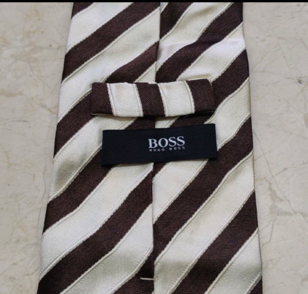 Vintage Hugo Boss classic 100% all silk Retro luxury brown beige Awning neck tie