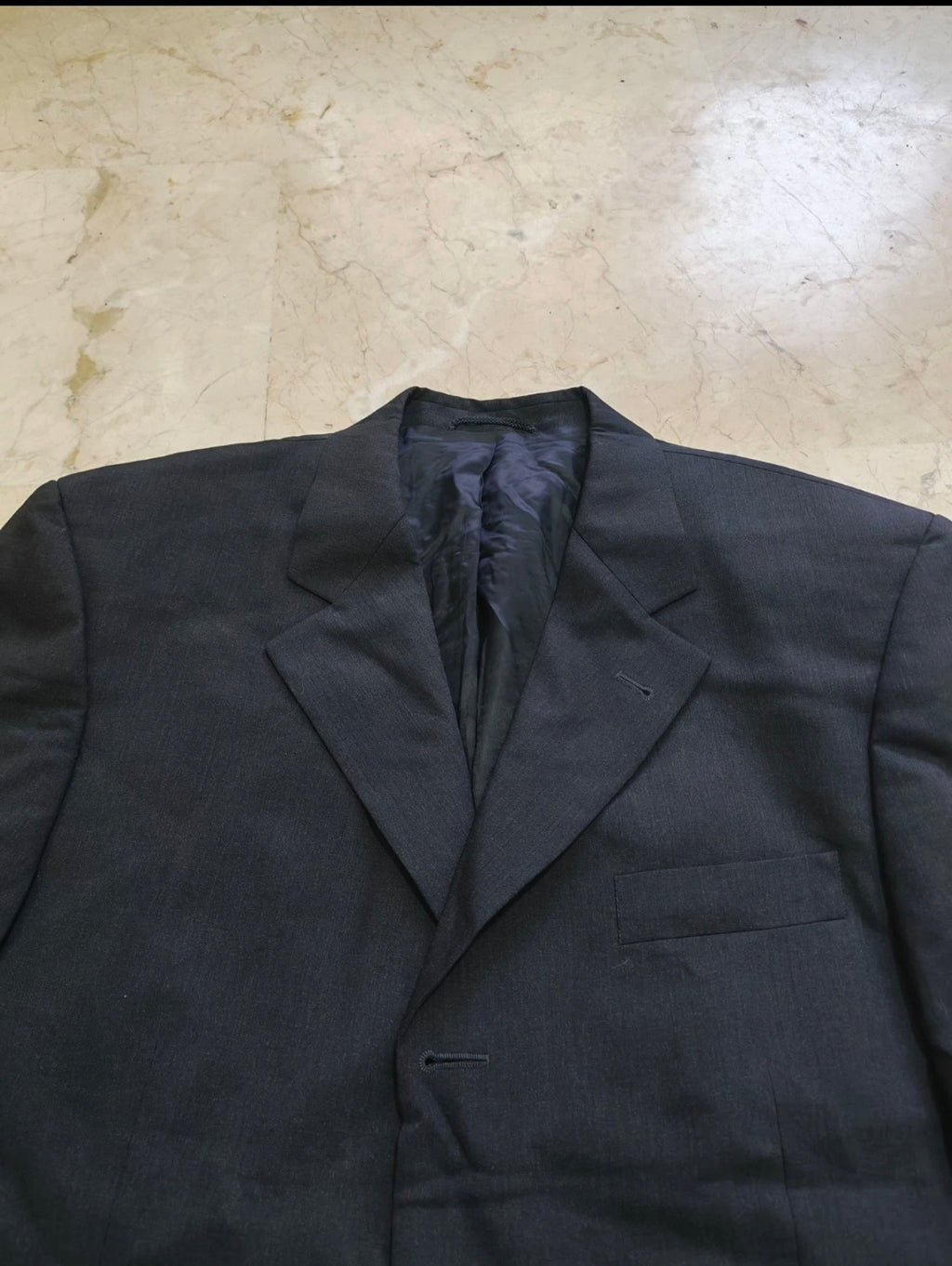 Vintage classic Super 100s wool 3 piece charcoal 3 button suit 42R