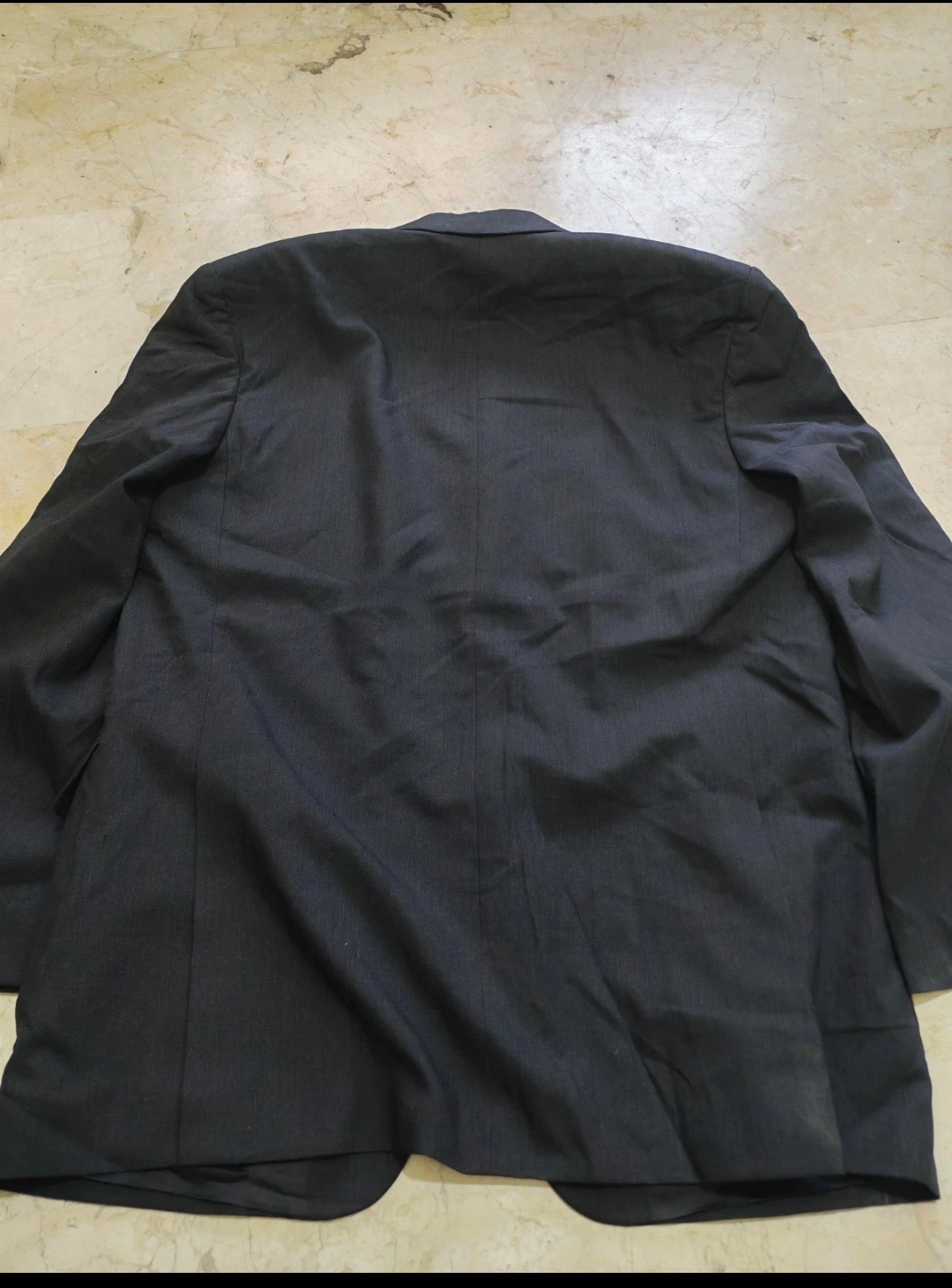 Vintage classic Super 100s wool 3 piece charcoal 3 button suit 42R