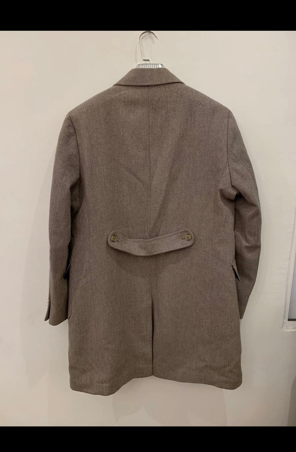 Classic style wool blend peak lapel beige belted over coat 42R