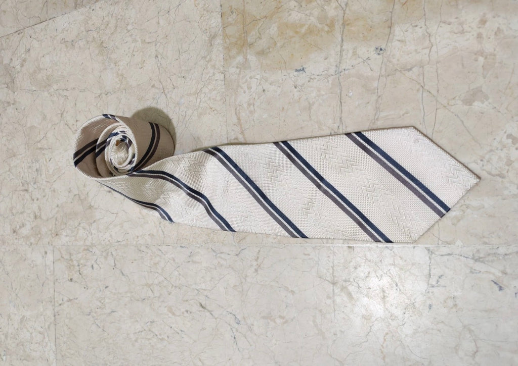 Mens Classic DOLCE & GABBANA 100% all silk luxury beige Repp neck tie