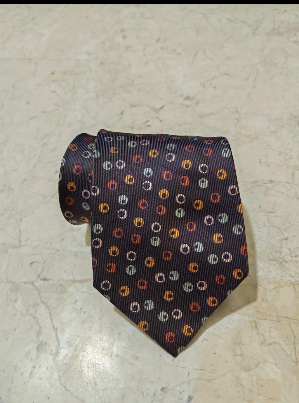 Vintage Hermes Paris classic 100% all silk luxury motif brown Polka dots necktie