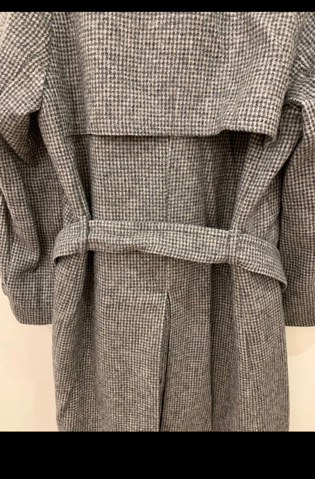 1970s Vintage pure wool handwoven tweed belted gray raglan over coat 40R 40L