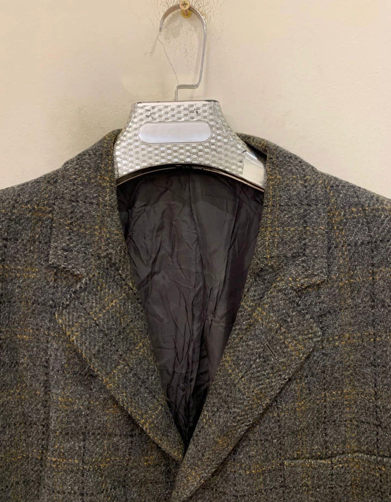 Vintage pure wool handwoven Tweed Windowpane charcoal hunting jacket blazer 44R