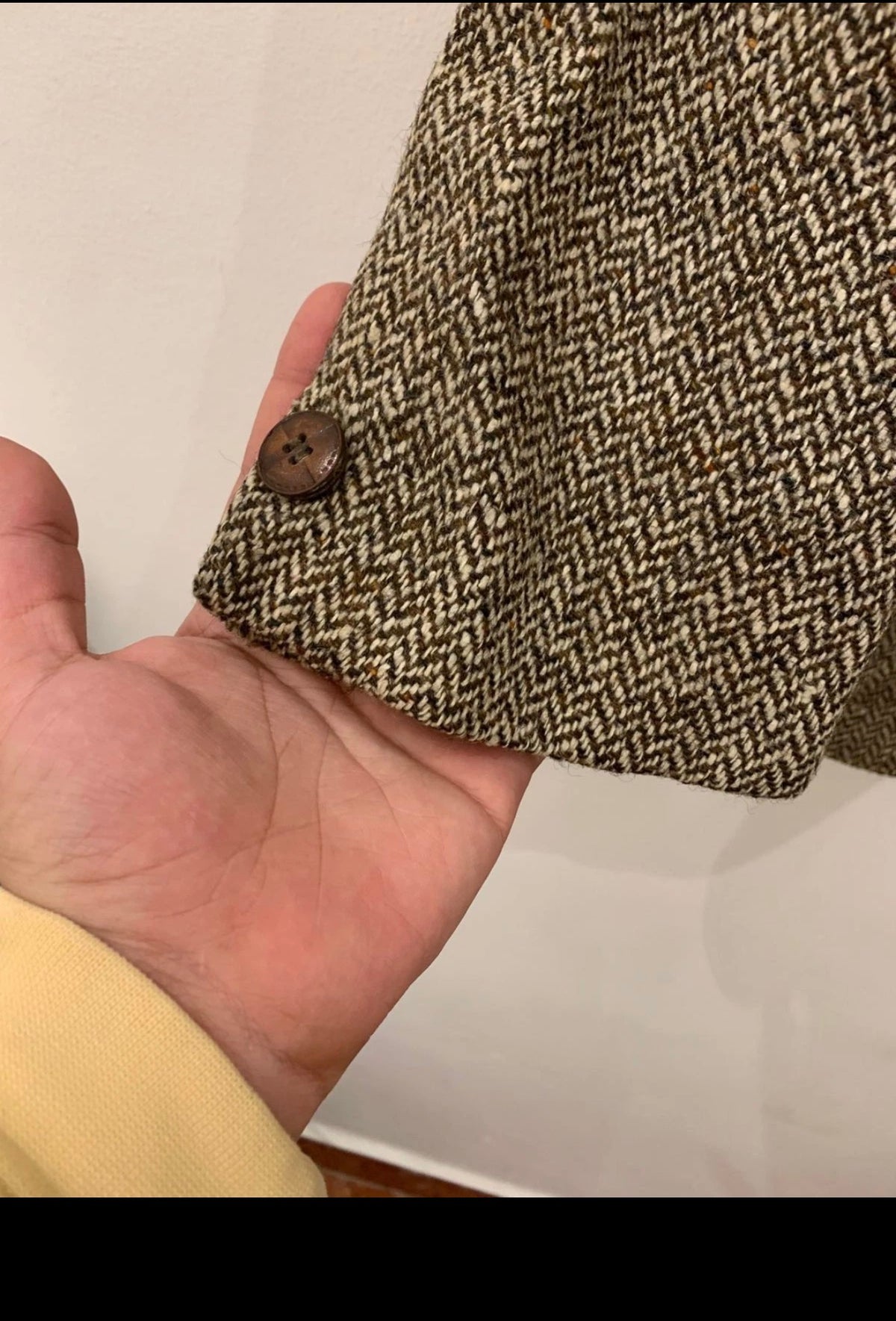 1970s Vintage pure wool handwoven tweed herringbone hunting jacket blazer 40R