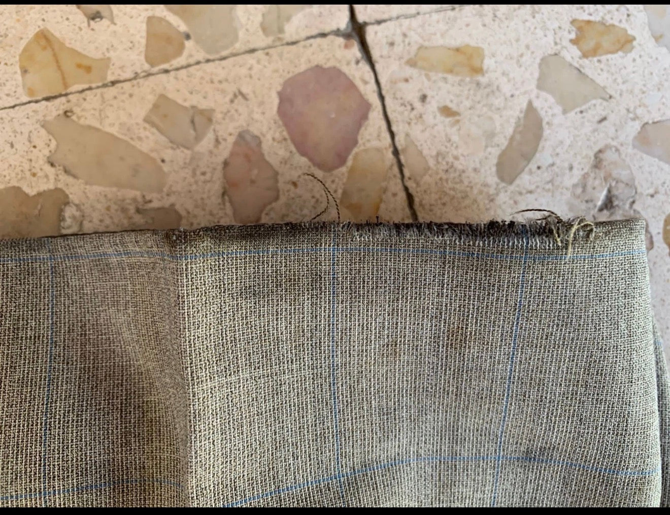 Vintage Super 100s wool Windowpane beige classic 3 button suit 44L