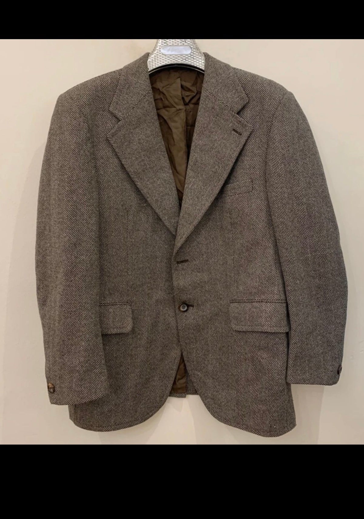 1970s Vintage pure wool tweed herringbone brown beige hunting jacket blazer 42R