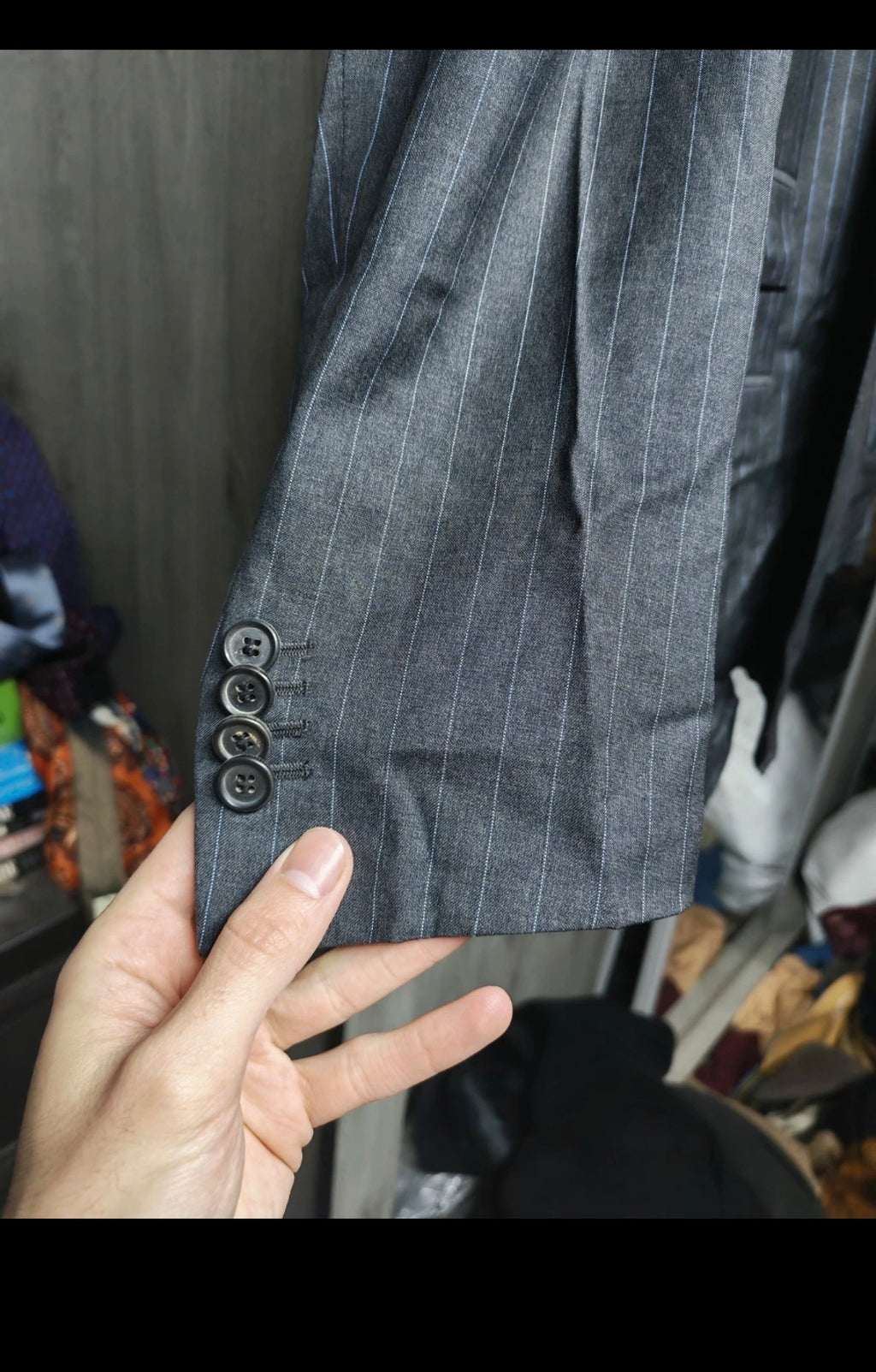Vintage 100% New Zealand Merino wool Loro Piana classic charcoal suit 42L 42R