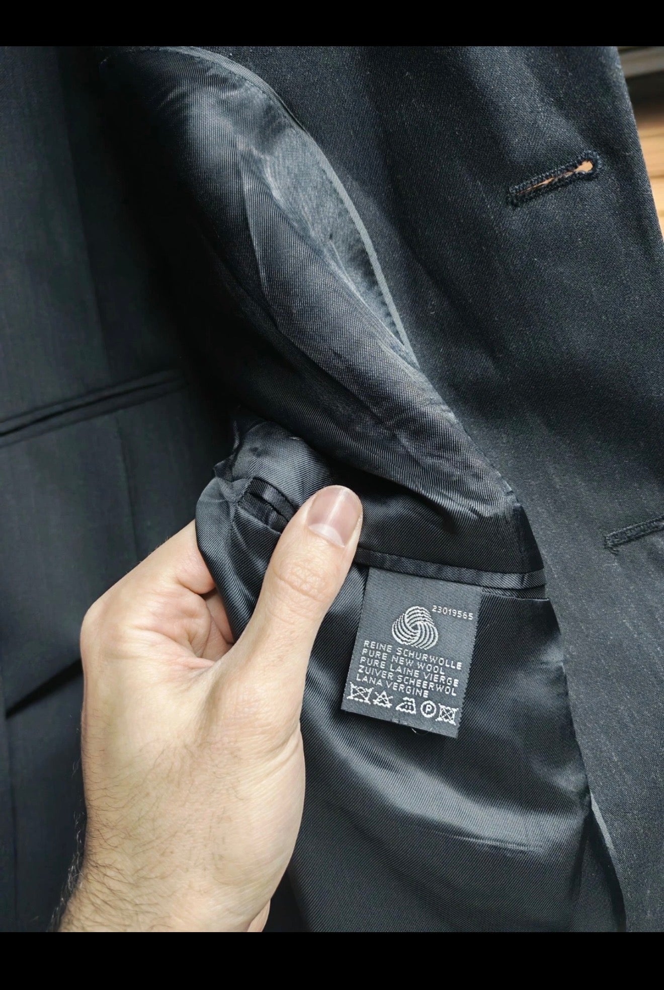 1970s vintage classic all worsted wool 3 piece charcoal 3 button suit 42R