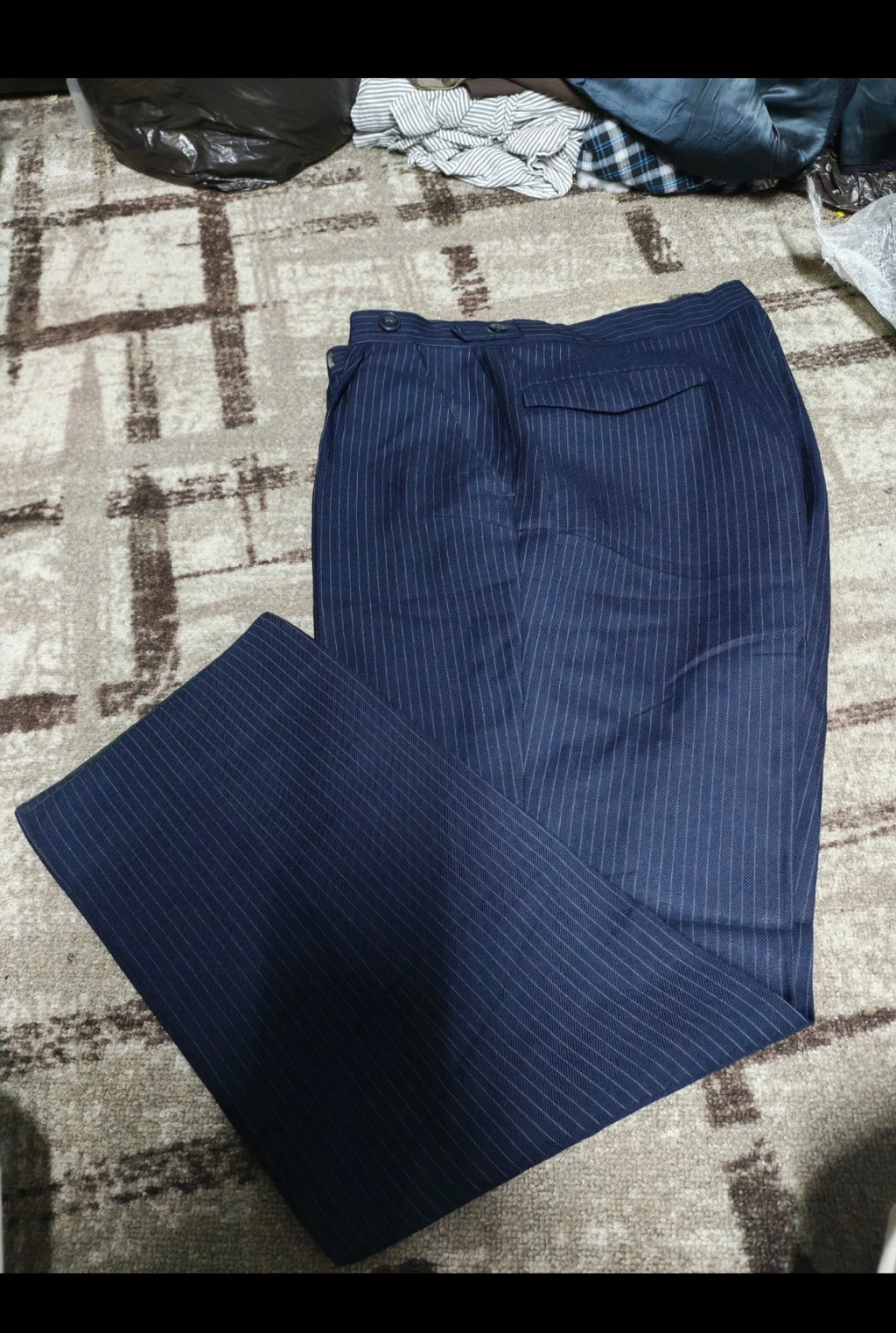 1960s Vintage classic pure wool 3 piece navy 3 button suit 40S 40R