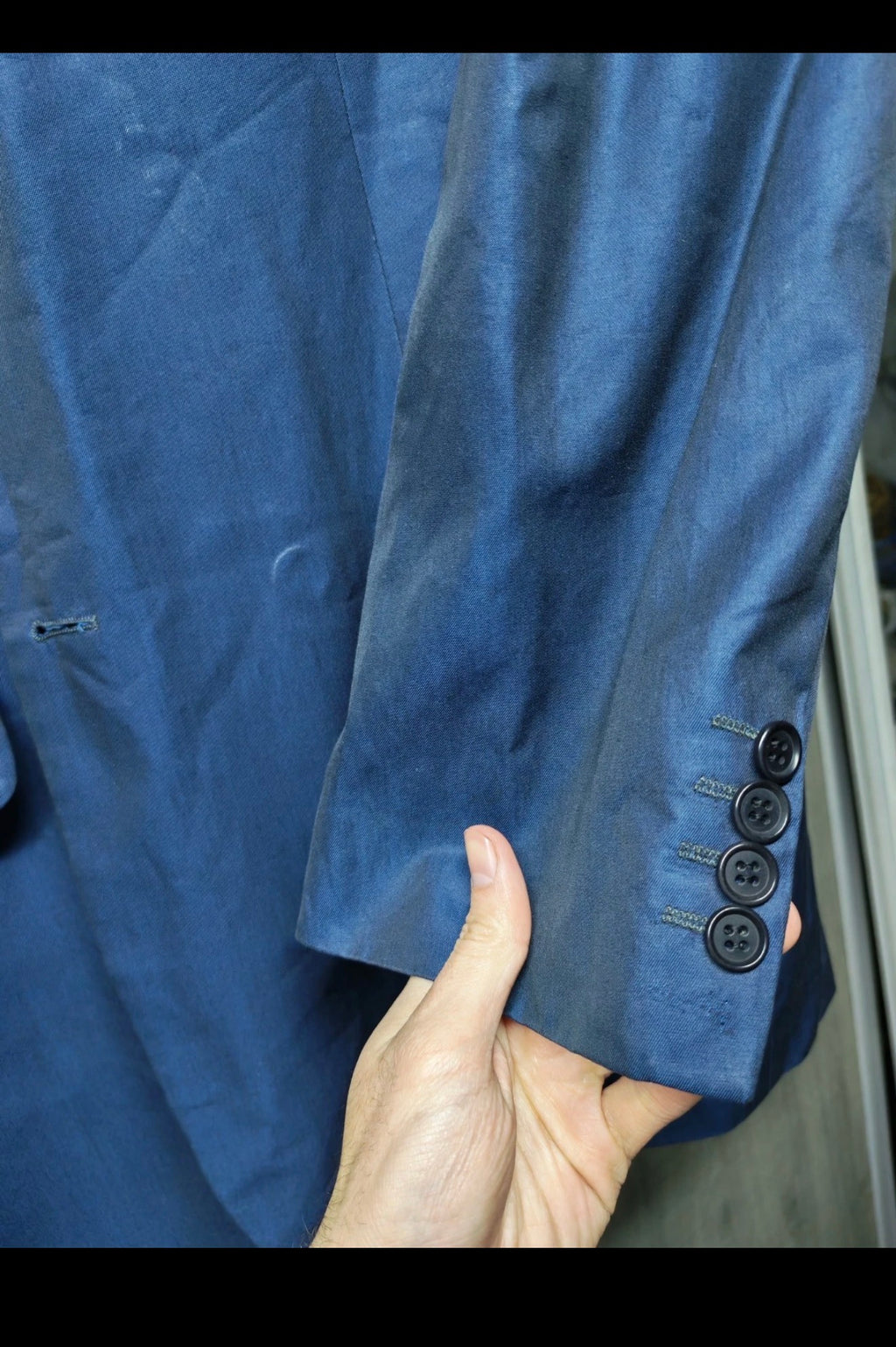 Vintage Hugo Boss 100% pure Cotton classic shiny blue 2 button summer suit 42L