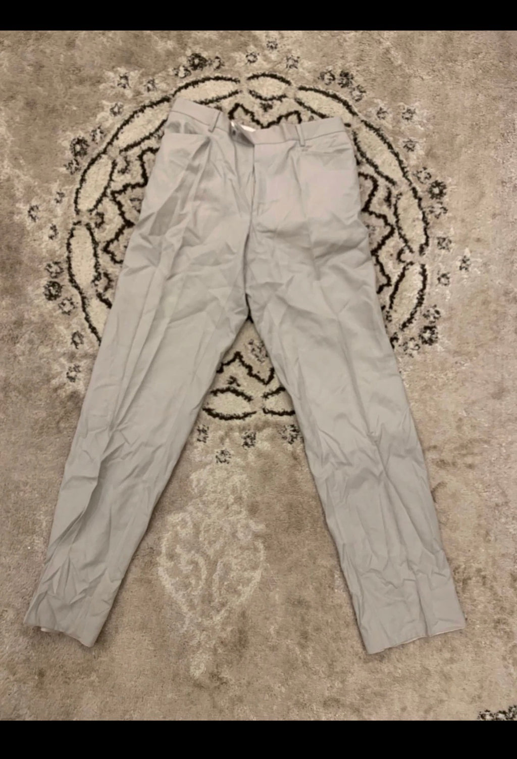 Vintage Hugo Boss superfine pure wool classic Cozy grayish beige suit 44R 44L