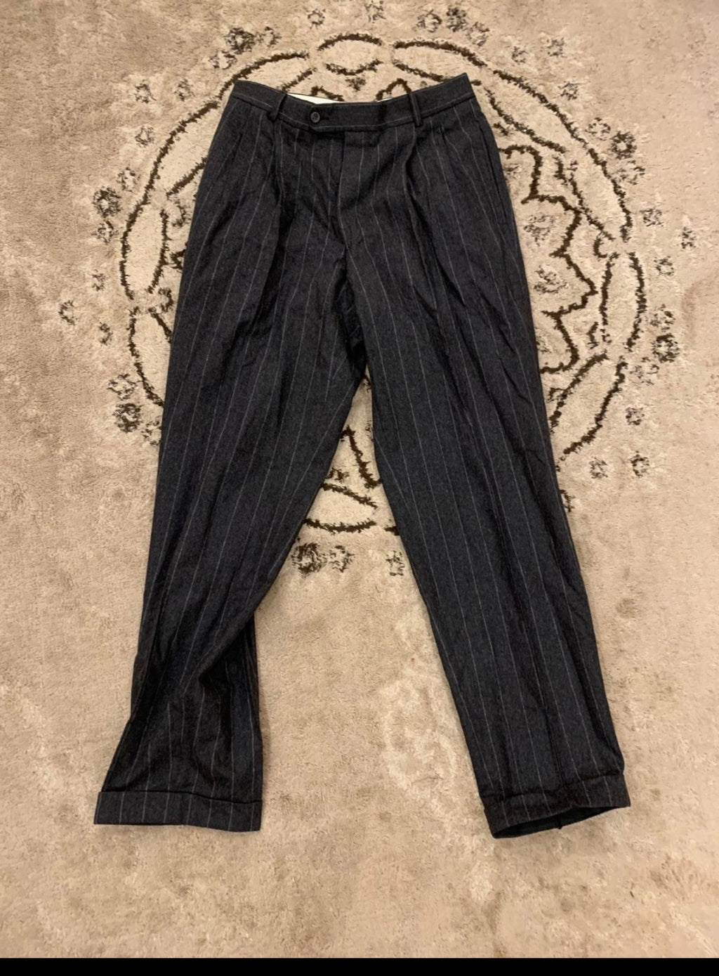 Vintage Van Gils pure wool charcoal chalk stripes classic 2 button suit 44R