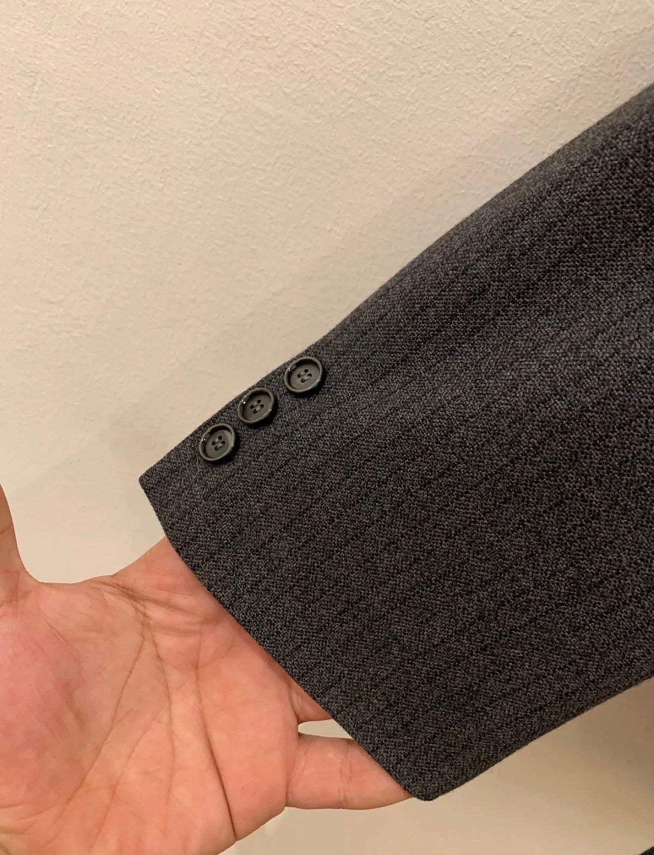 1970s Vintage all worsted wool classic charcoal striped 3 button suit 42R