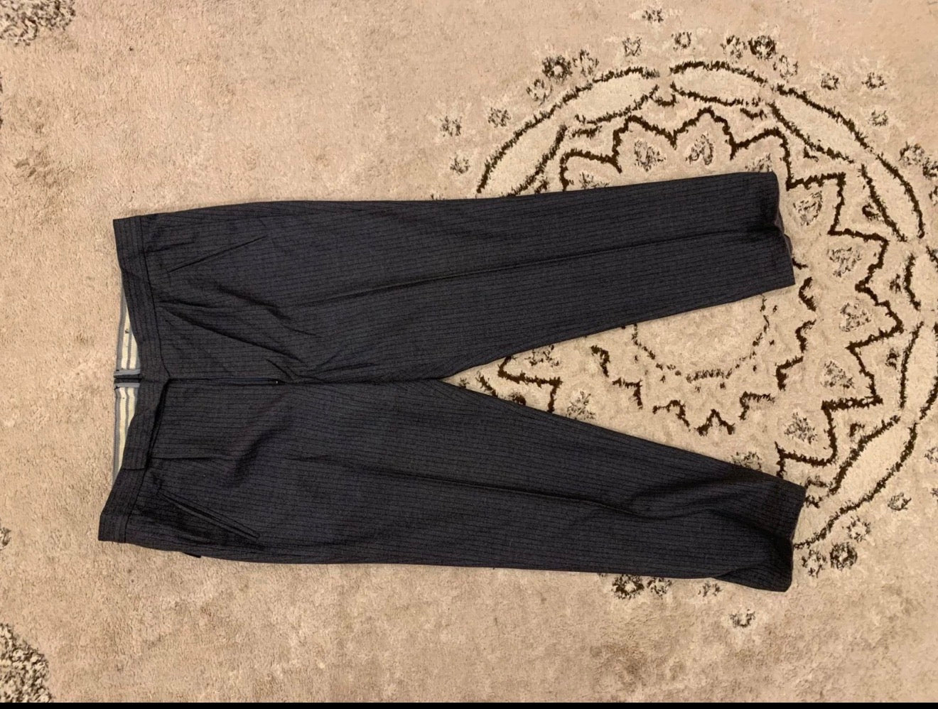 1970s Vintage all worsted wool classic charcoal striped 3 button suit 42R