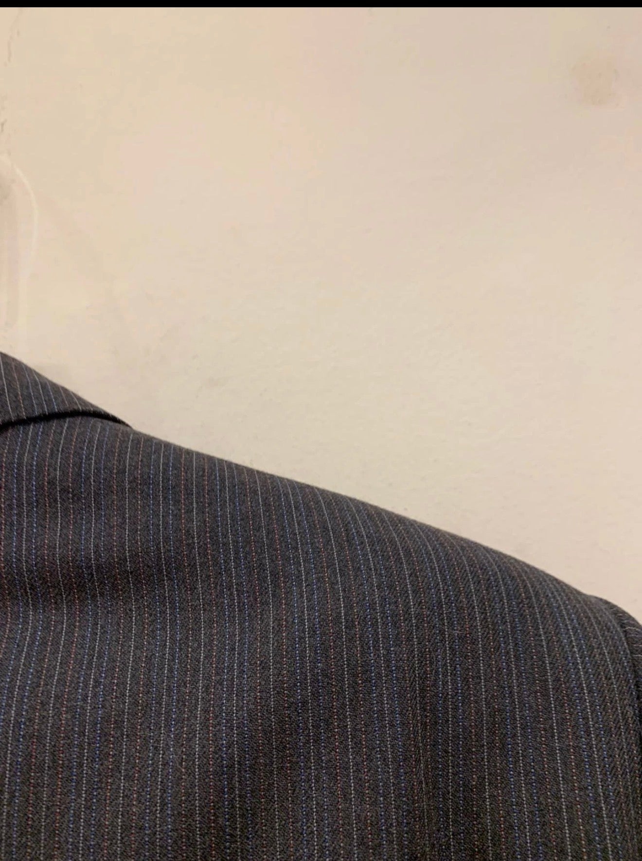 Vintage all worsted wool classic charcoal 2 button striped suit 42R 42L