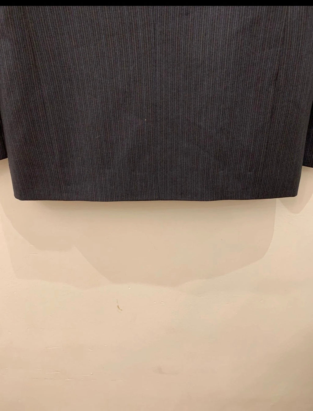 Vintage all worsted wool classic charcoal 2 button striped suit 42R 42L