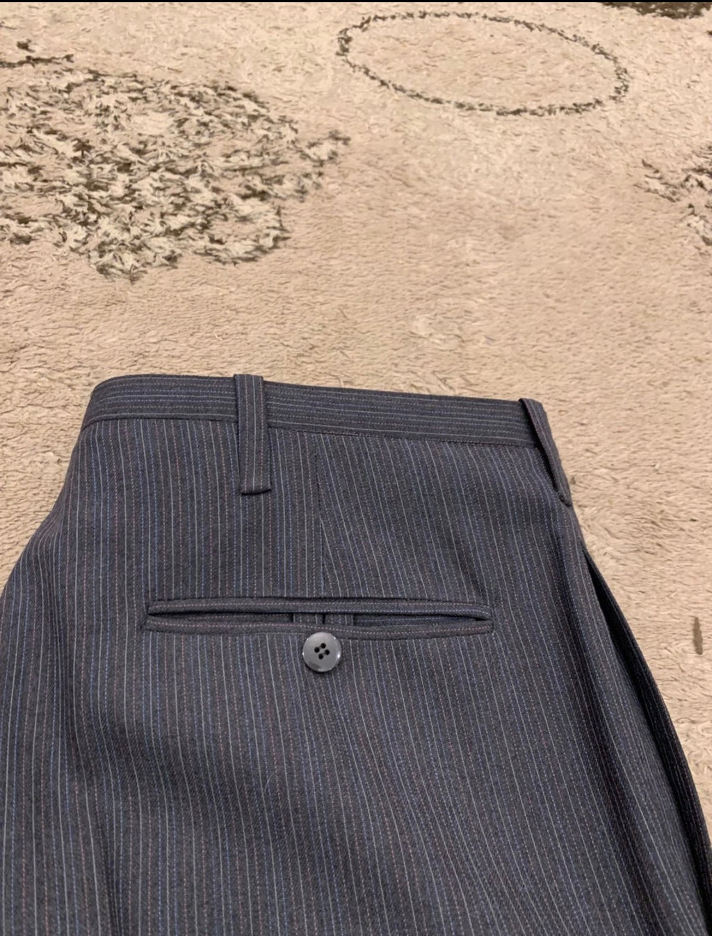 Vintage all worsted wool classic charcoal 2 button striped suit 42R 42L
