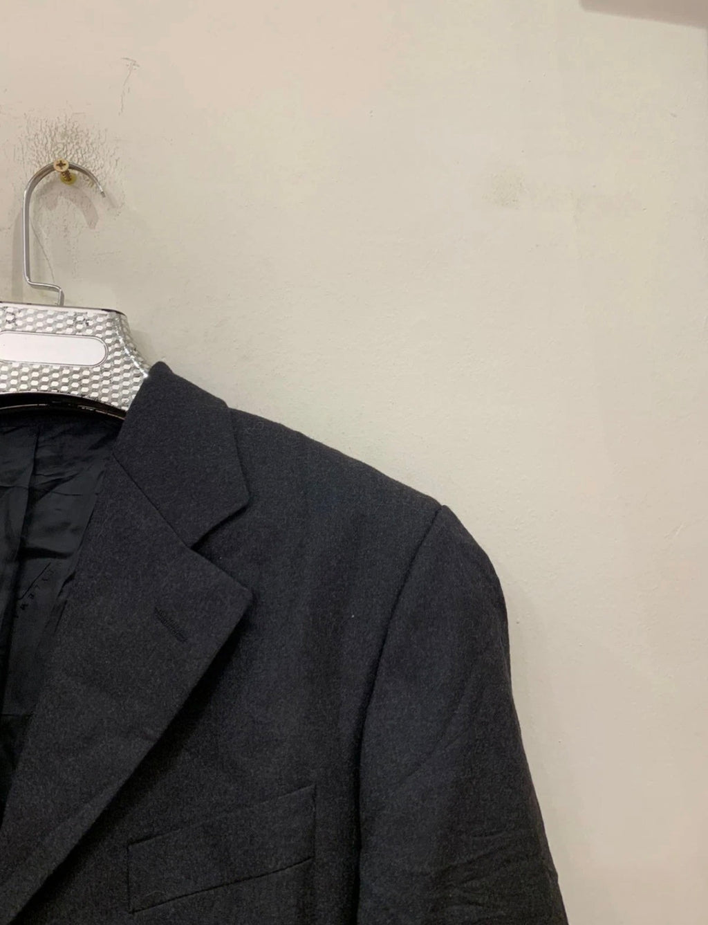 Vintage pure wool charcoal classic 3 button suit jacket blazer 42R