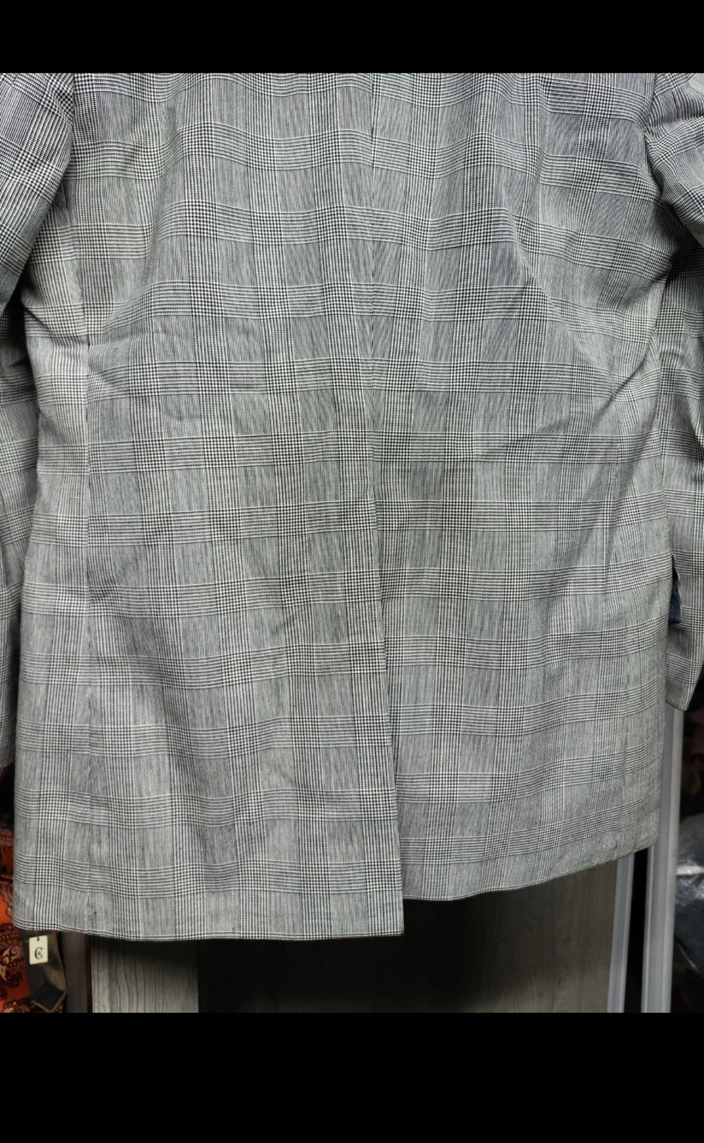1970s Vintage Wool blend classic gray glen check 3 button suit 38R 38S