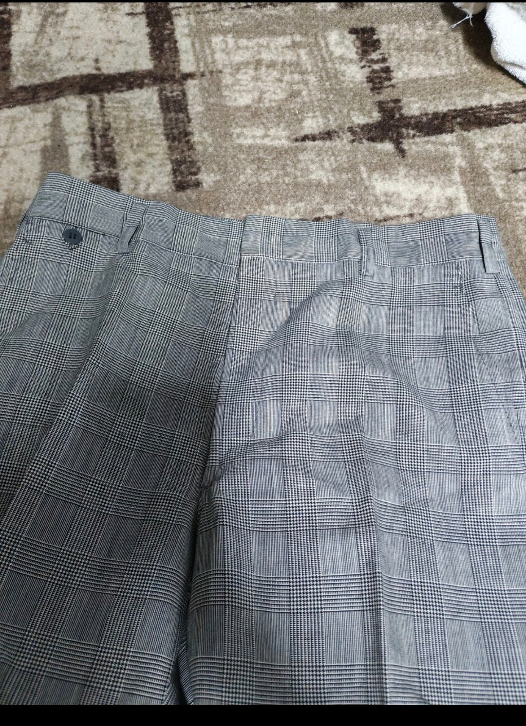 1970s Vintage Wool blend classic gray glen check 3 button suit 38R 38S