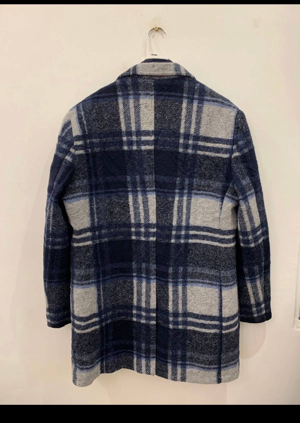 Classic unique style wool blended plaid gray navy blue over coat 44R 44L
