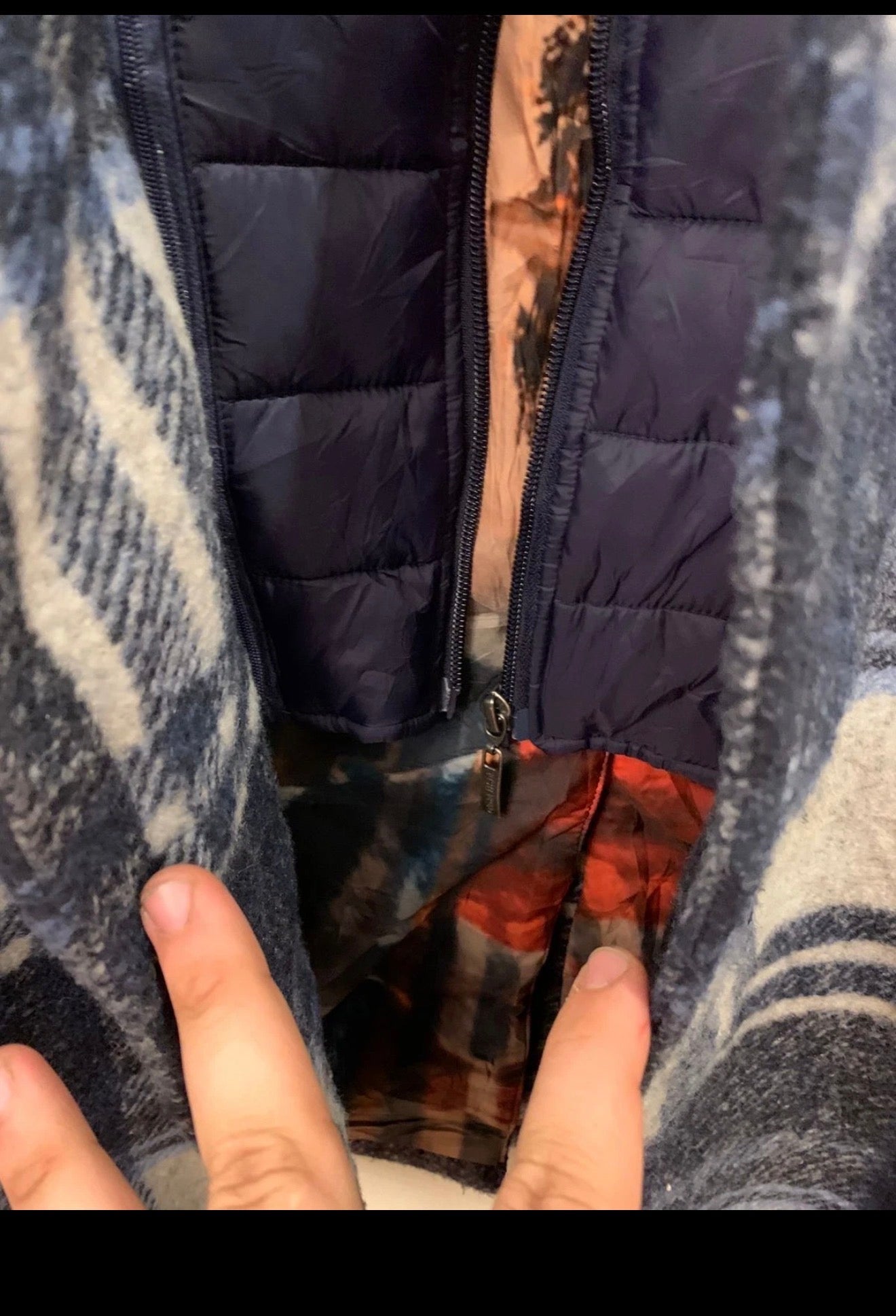 Classic unique style wool blended plaid gray navy blue over coat 44R 44L