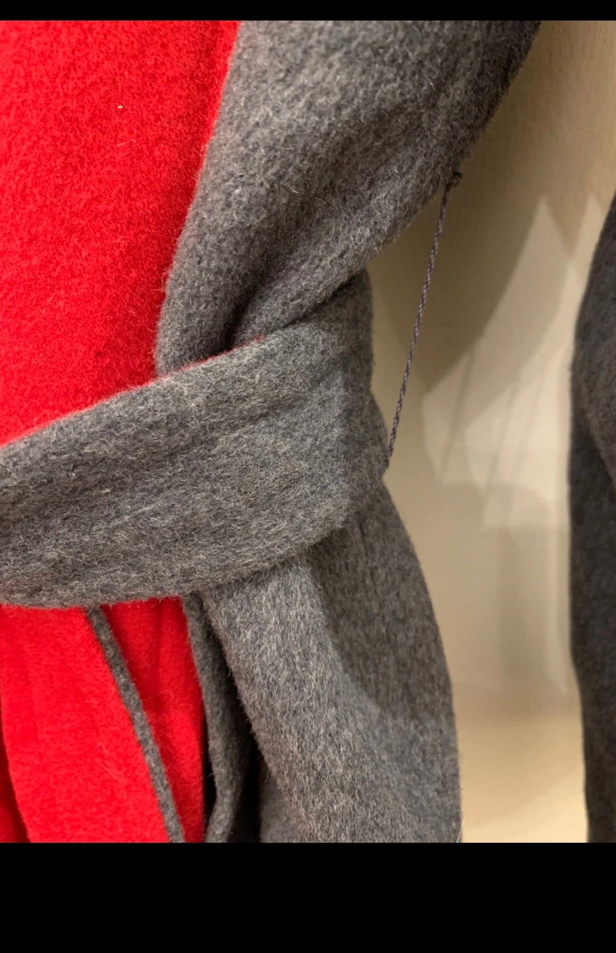 Vintage pure wool classic belted raglan charcoal red long over coat 48 XL 18
