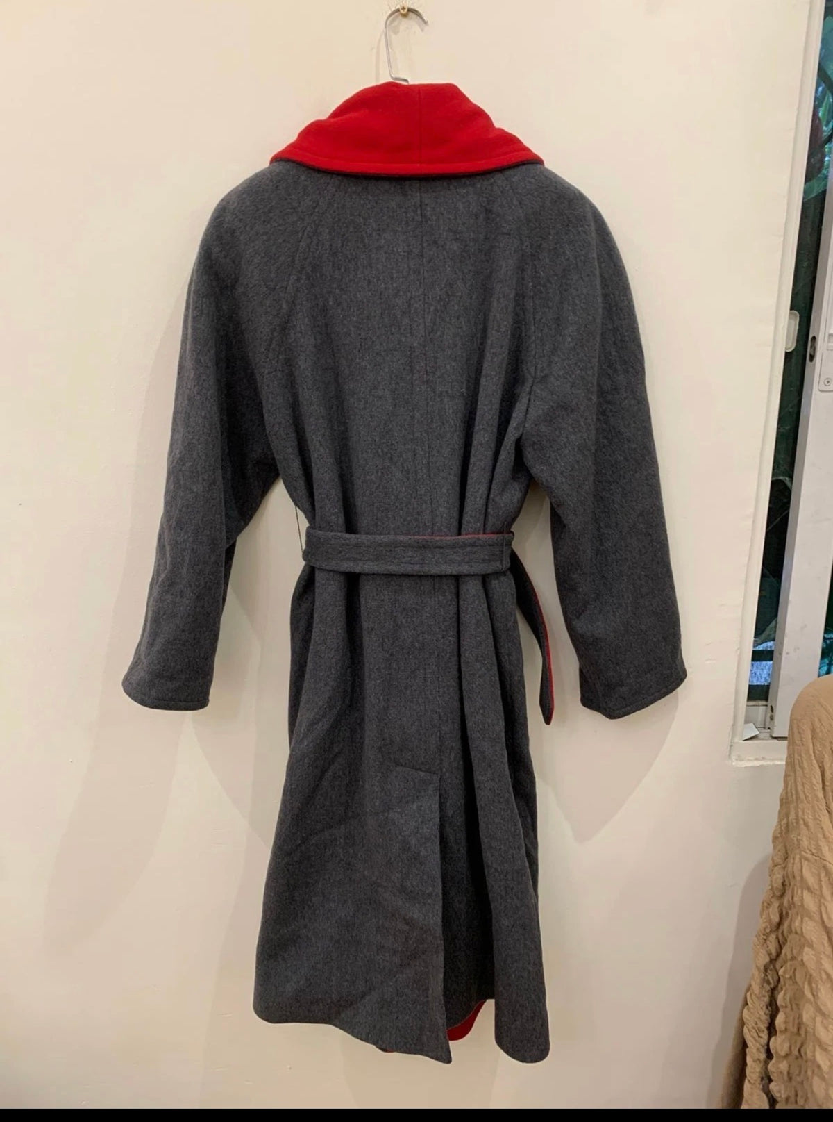 Vintage pure wool classic belted raglan charcoal red long over coat 48 XL 18