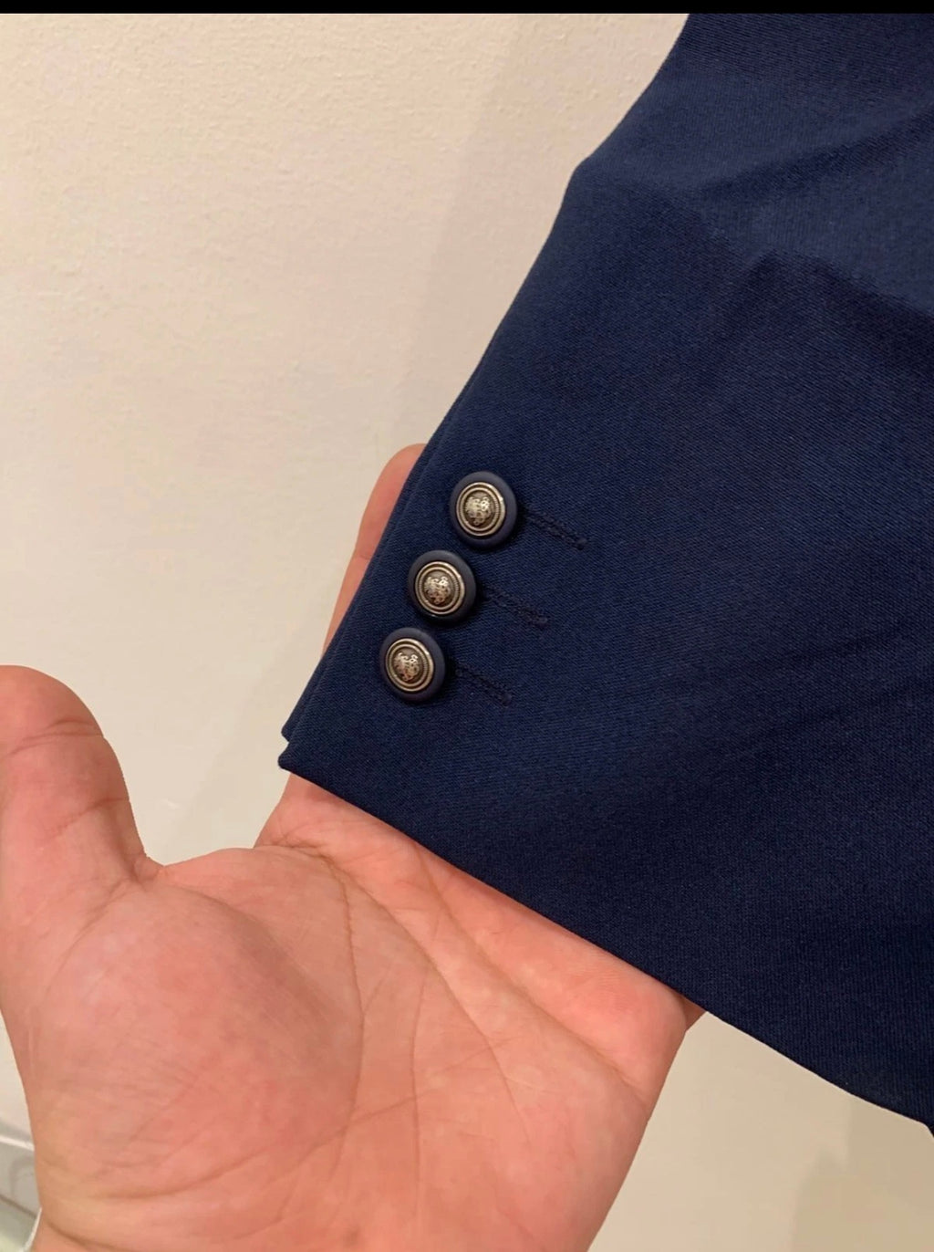 Vintage unique classic navy 4 button metal button suit 42R