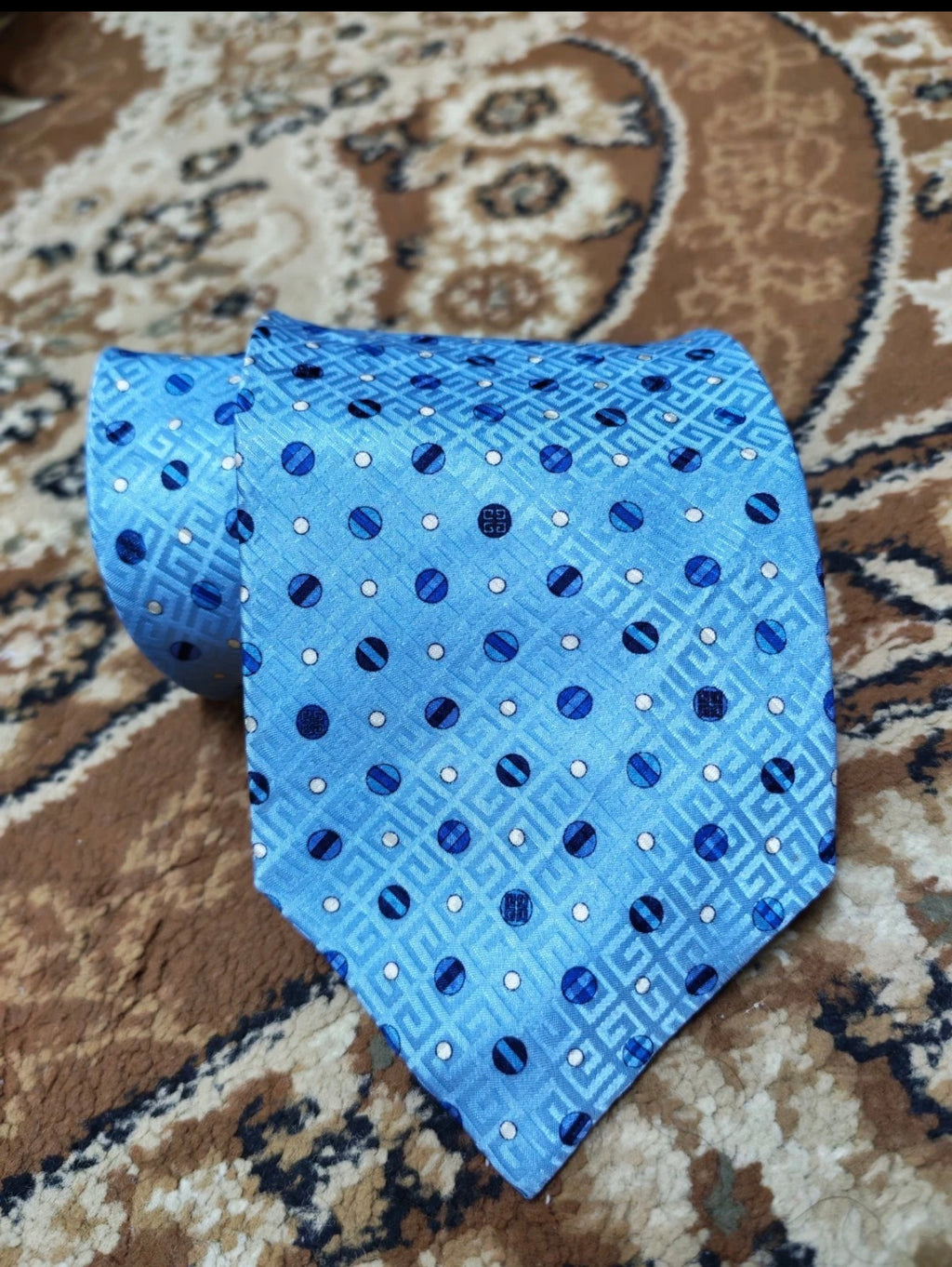 mens vintage Givenchy paris 100% all silk classic luxury sky maya blue neck tie
