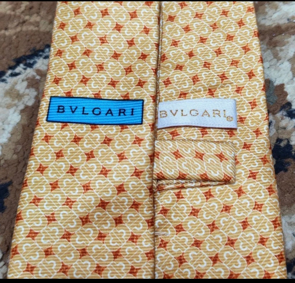Vintage Bvlgari classic 100% all silk luxury Geometric orange neck tie