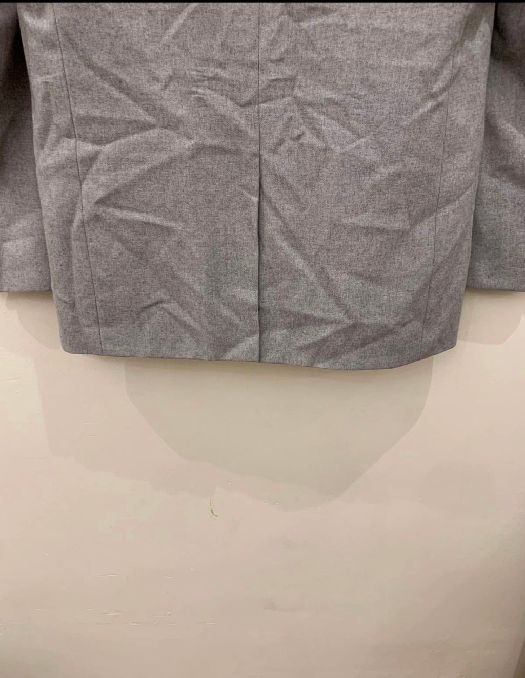 Vintage classic wool blend 3 piece gray 2 button unique French suit 40R