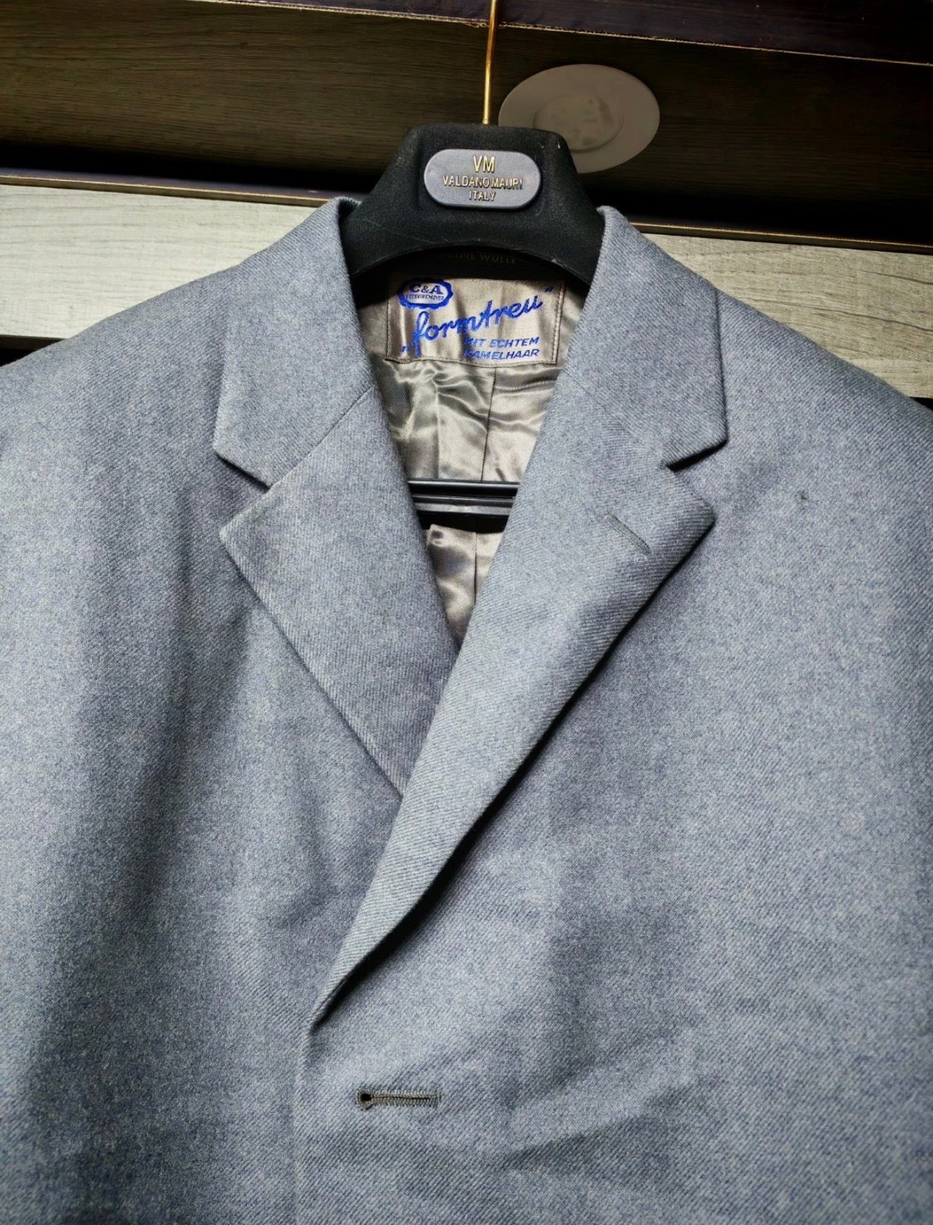 1970s vintage wool camel hair classic gray gabardine suit over coat 44R