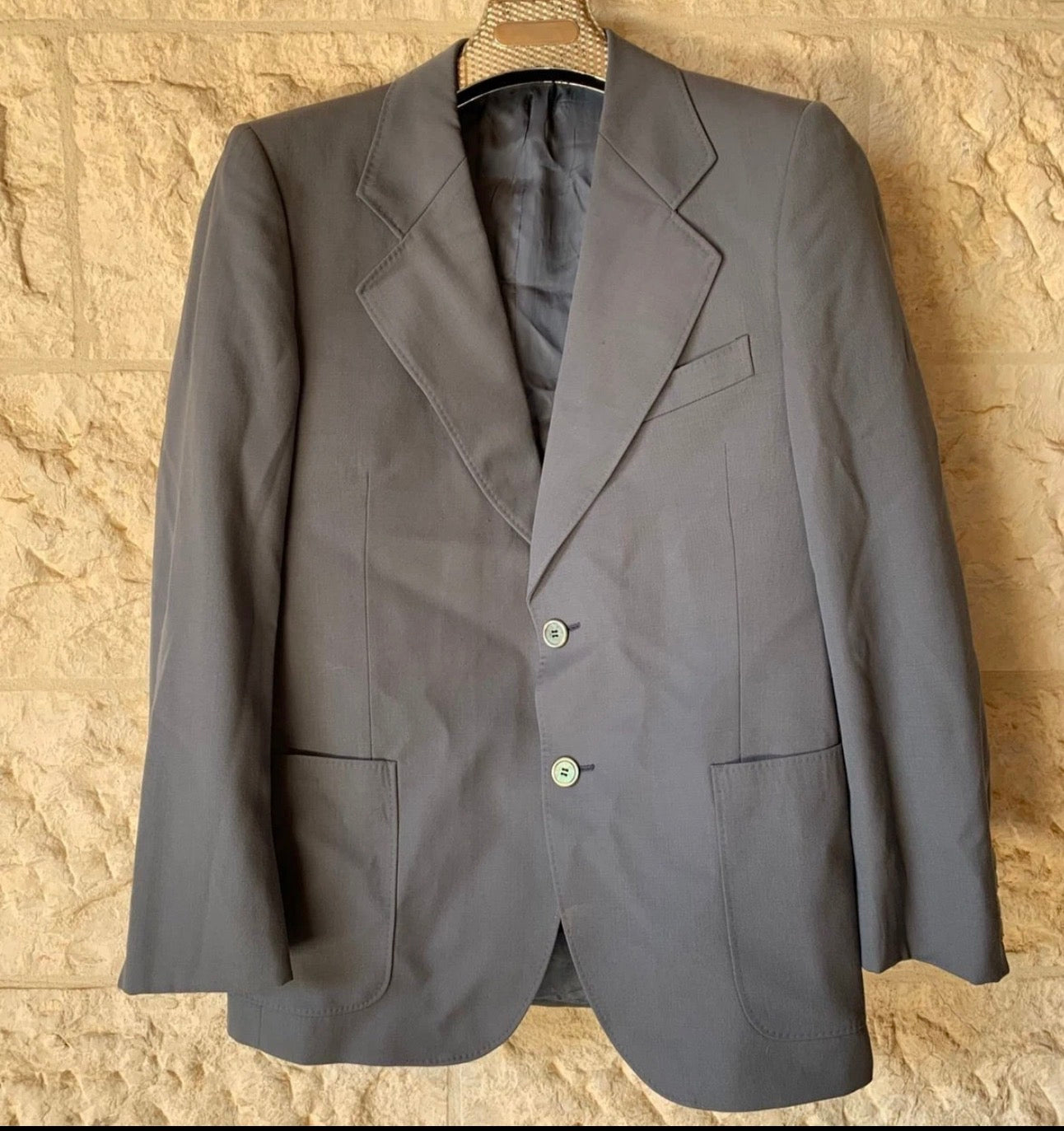 1970s Vintage worsted wool gray 2 button classic rockabilly disco suit 38R