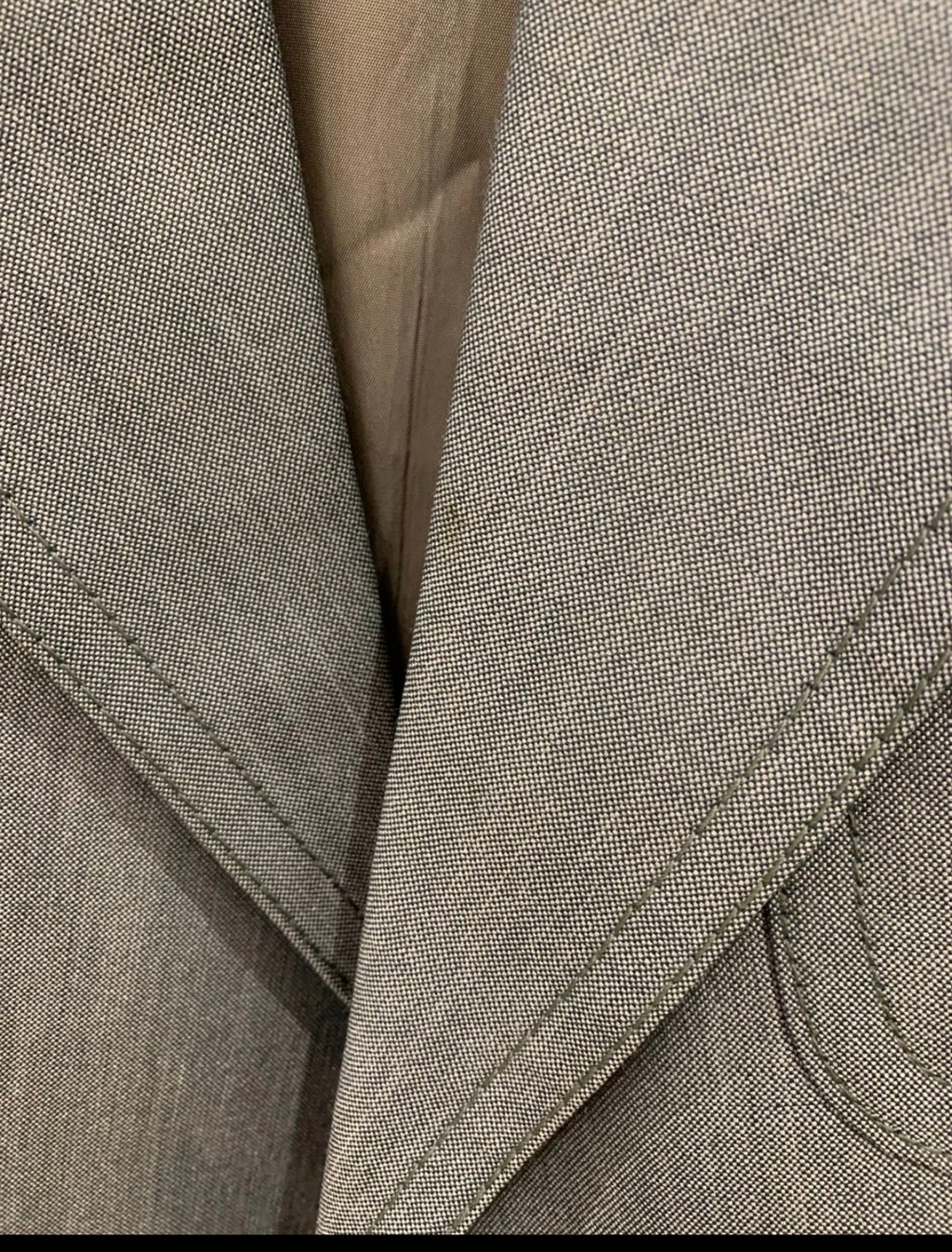 1970s vintage wool mohair blend classic bluish gray 2 button suit 42R