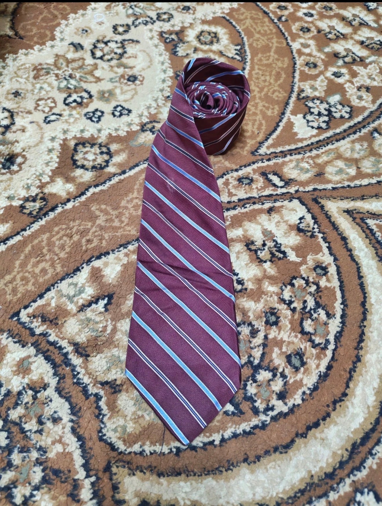 Vintage Brooks Brothers Makers classic 100% all silk burgundy Repp neck tie