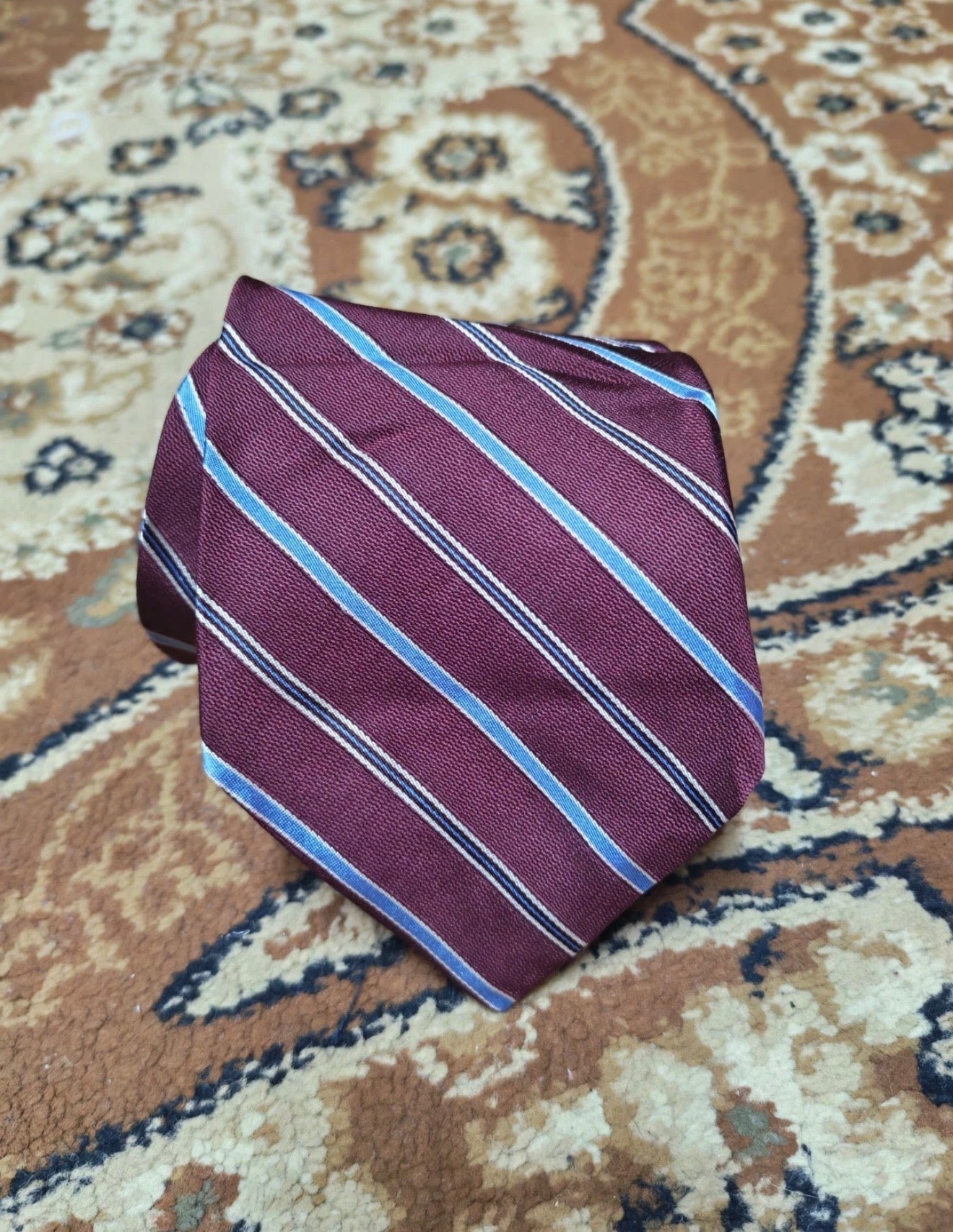 Vintage Brooks Brothers Makers classic 100% all silk burgundy Repp neck tie