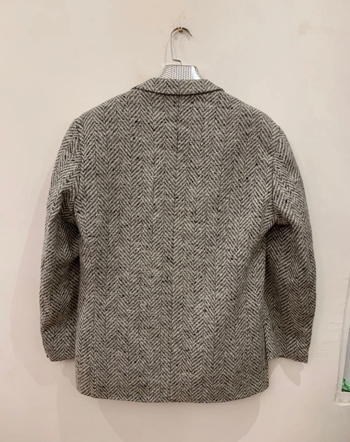 Vintage pure wool handwoven Tweed herringbone gray hunting jacket blazer 40R