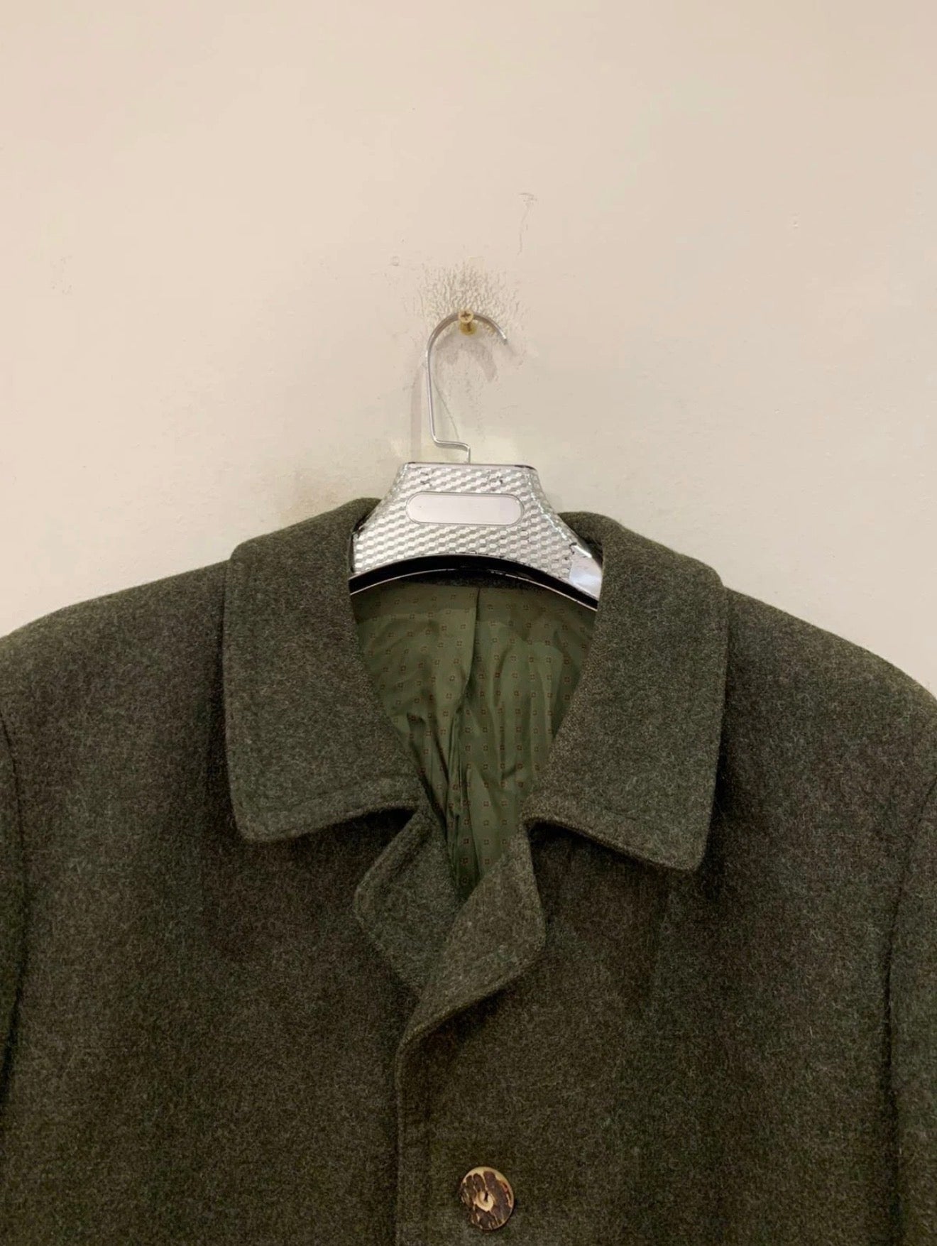 Vintage Tiroler Loden pure wool tweed olive green over coat 44R