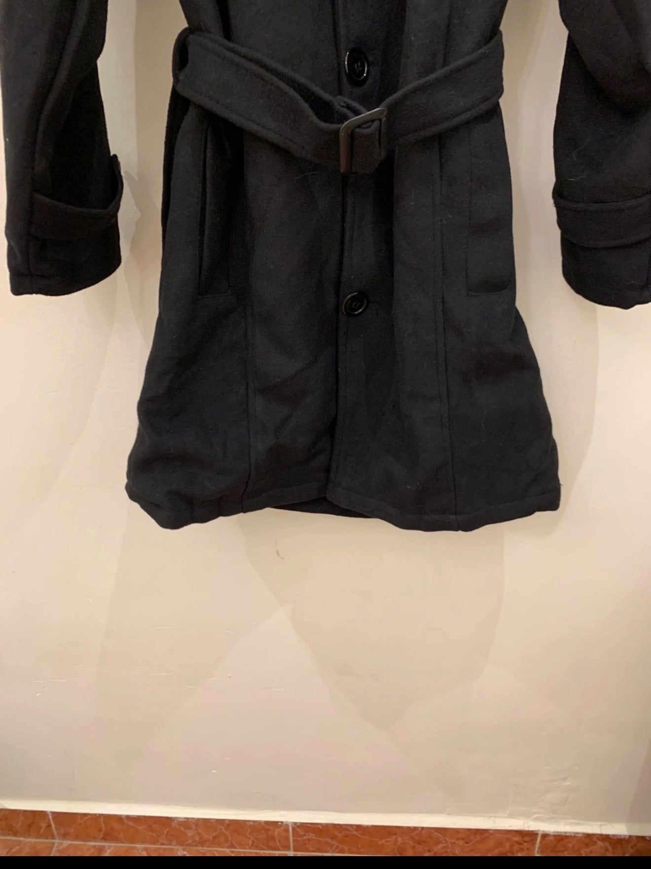 Classic style wool blend belted black top over coat 44R
