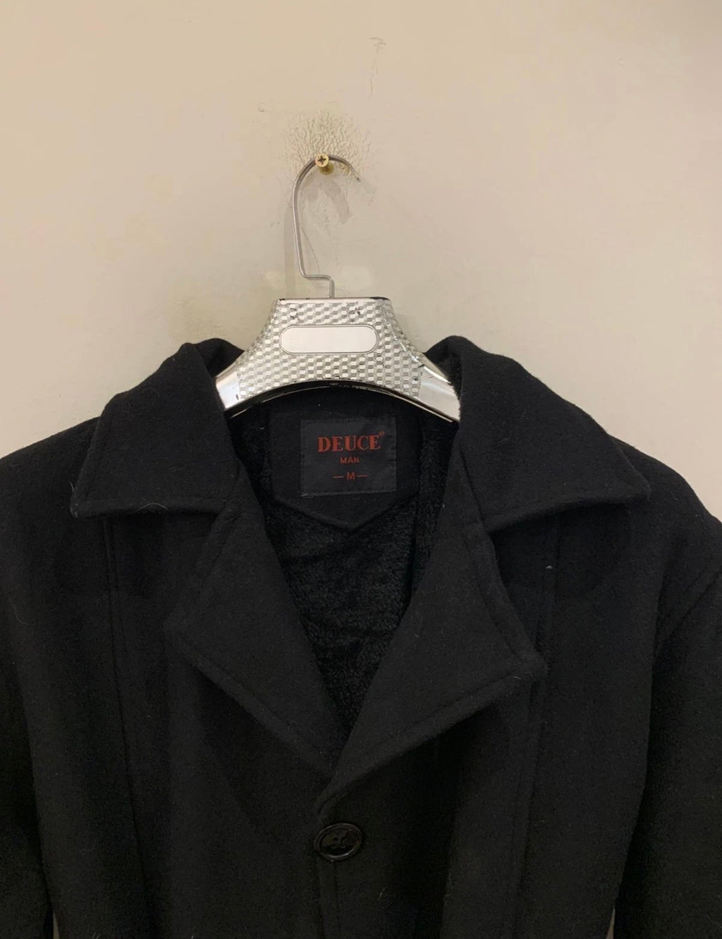 Classic style wool blend belted black top over coat 44R