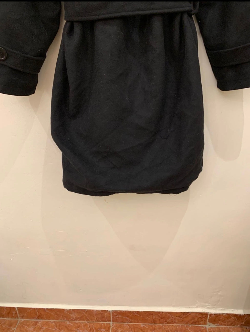 Classic style wool blend belted black top over coat 44R