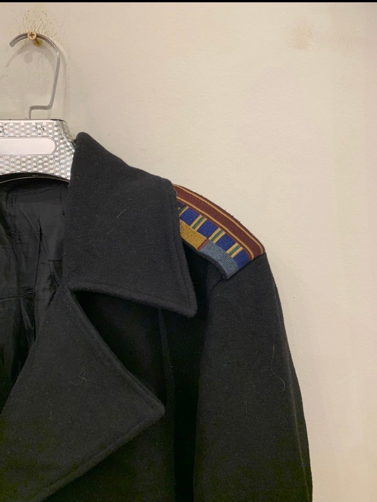 Classic style wool blend double breasted belted black over coat 44R 44L