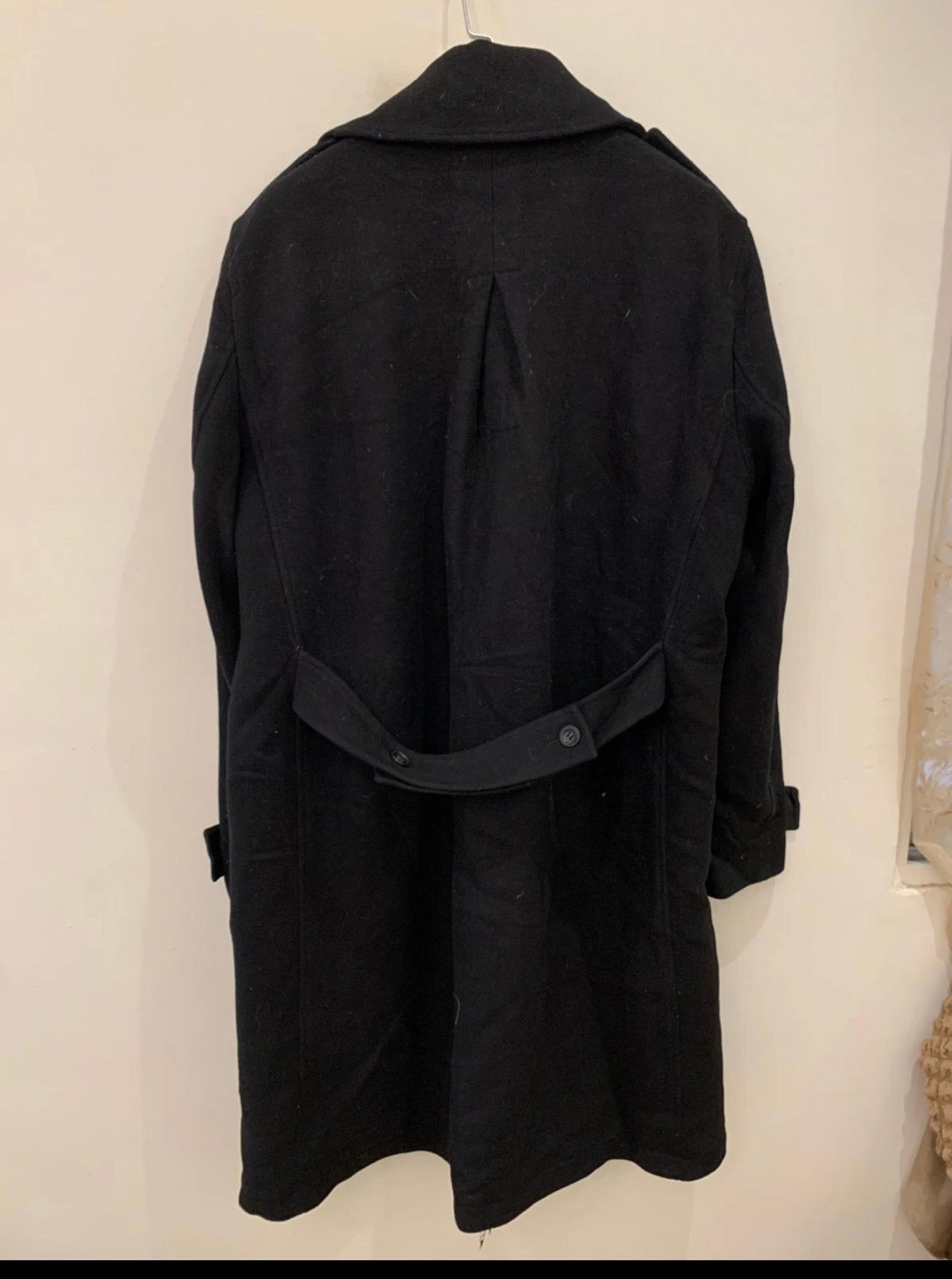 Classic style wool blend double breasted belted black over coat 44R 44L