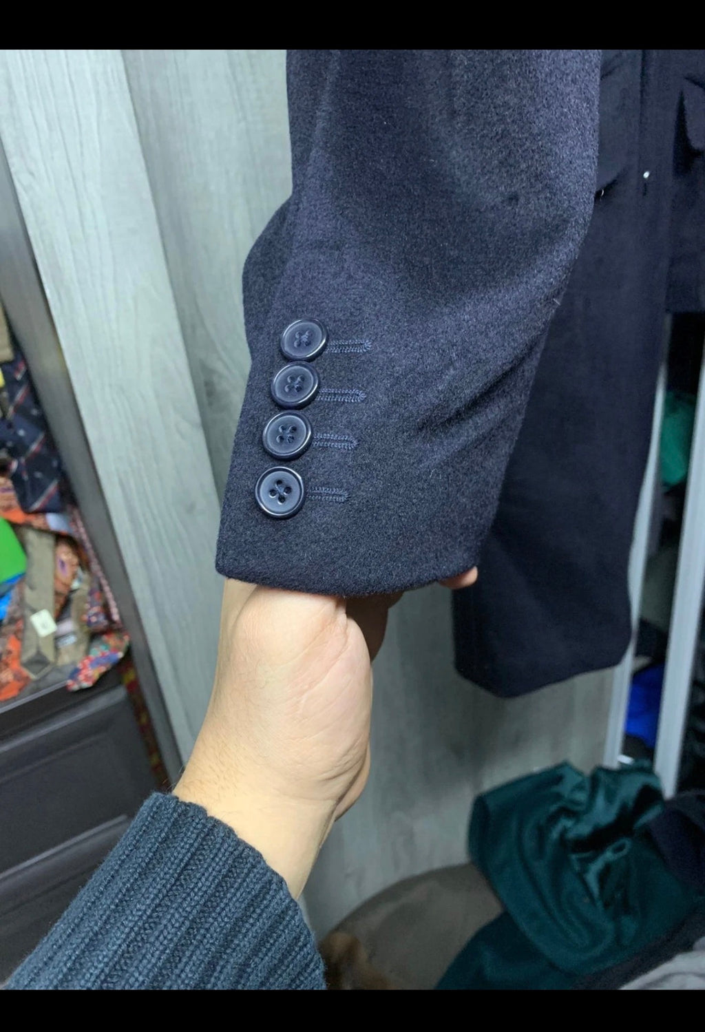 Vintage Wool Cashmere blend classic peak lapel navy top over coat 40R