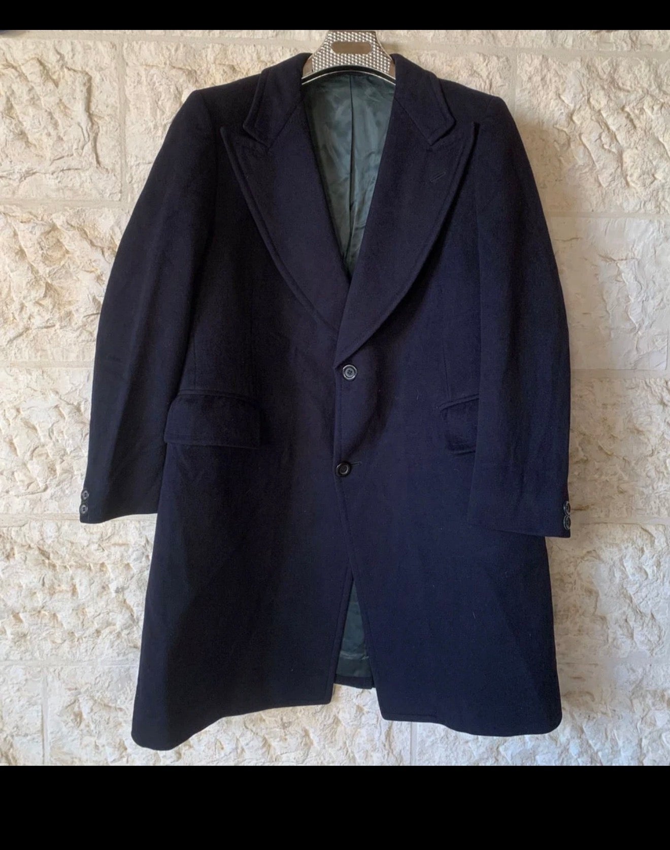 1970s Vintage Wool Cashmere classic navy Peak Lapel over coat 44R 44L